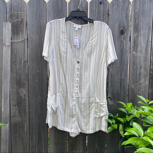 Topshop button front romper - Picture 2 of 5